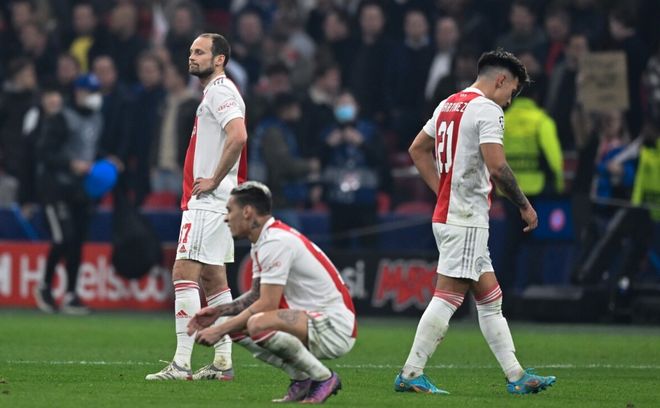 米兰体育-阿斯顿维拉发布备战花絮，冲刺阶段遗憾出局，荷甲任务艰巨，高层口径保持一致(阿斯顿维拉阿贾克斯)