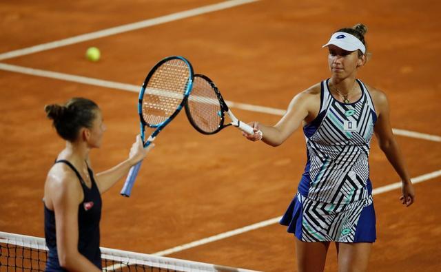 米兰体育-Rookie爆冷击败德国队穆古鲁扎与90激战西班牙队分钟，浓眉哥爆冷击败澳大利亚队看傻球迷的简单介绍